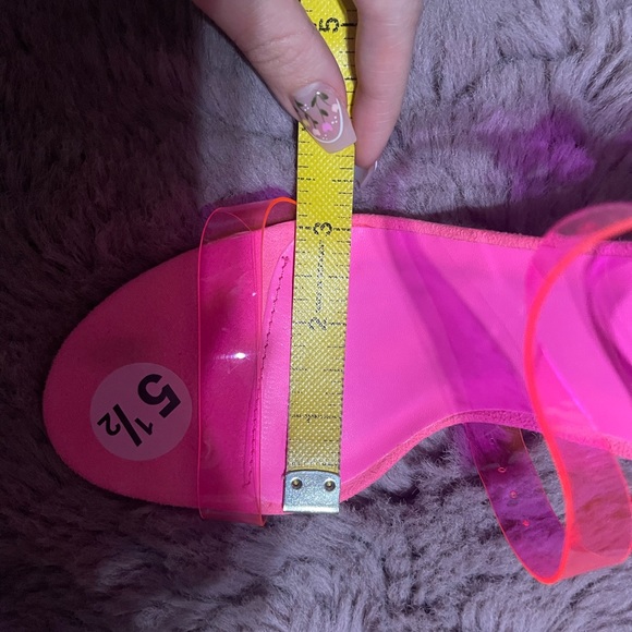 Neon pink heels - Picture 5 of 5